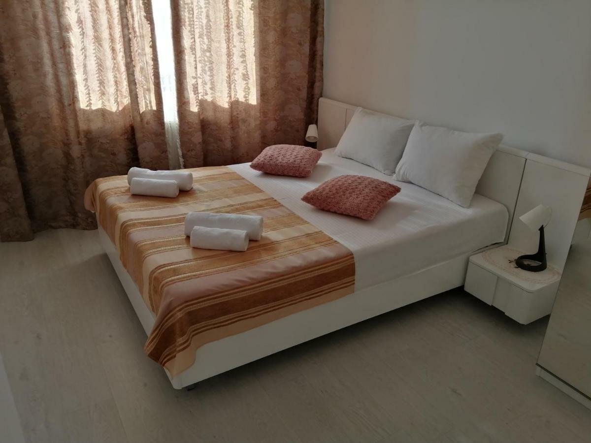 Apartament Negru Voda Piteşti Exterior foto